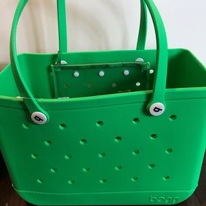 Kelly green Bogg bag